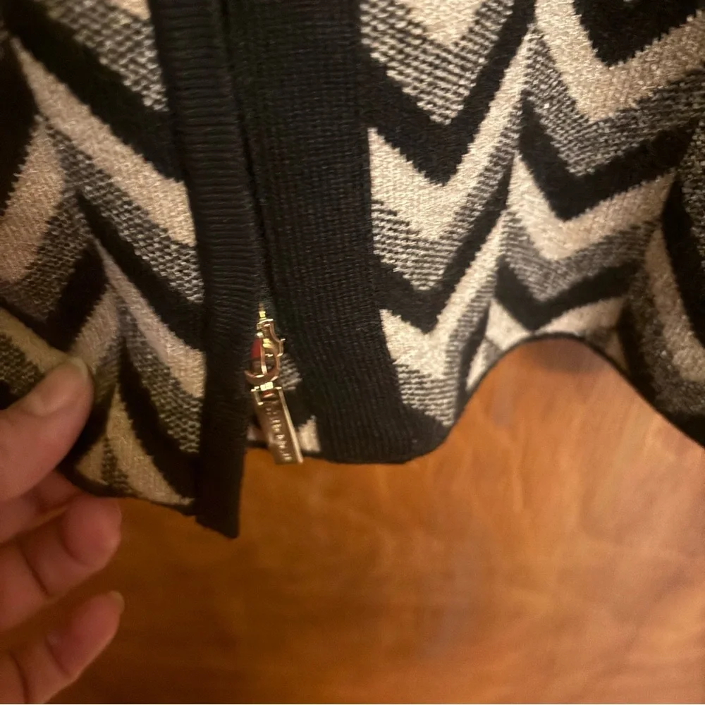 Joseph Ribkoff Black/Latte Chevron Knit Zip-Up Sweater Cover-Up Jacket XL